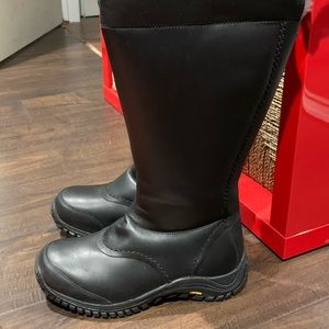 Ugg Adirondack Vibram Boots